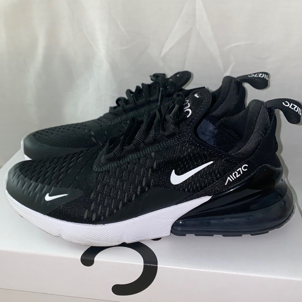 Air Max 270